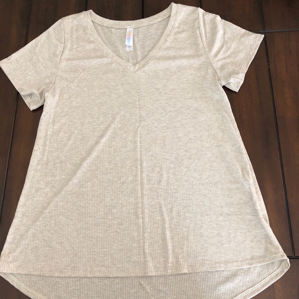 Lularoe Christy T-shirt